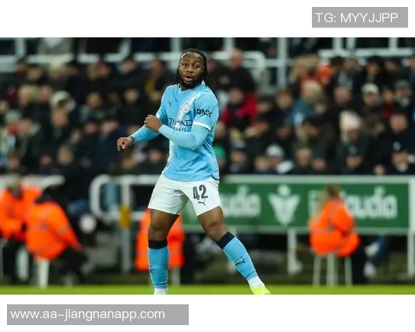 理查兹盛赞塞梅尼奥在瓜迪奥拉曼城的完美适应展现其顶级足球实力